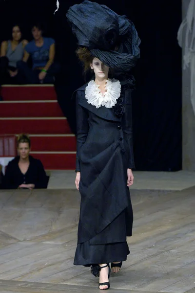 Look 1